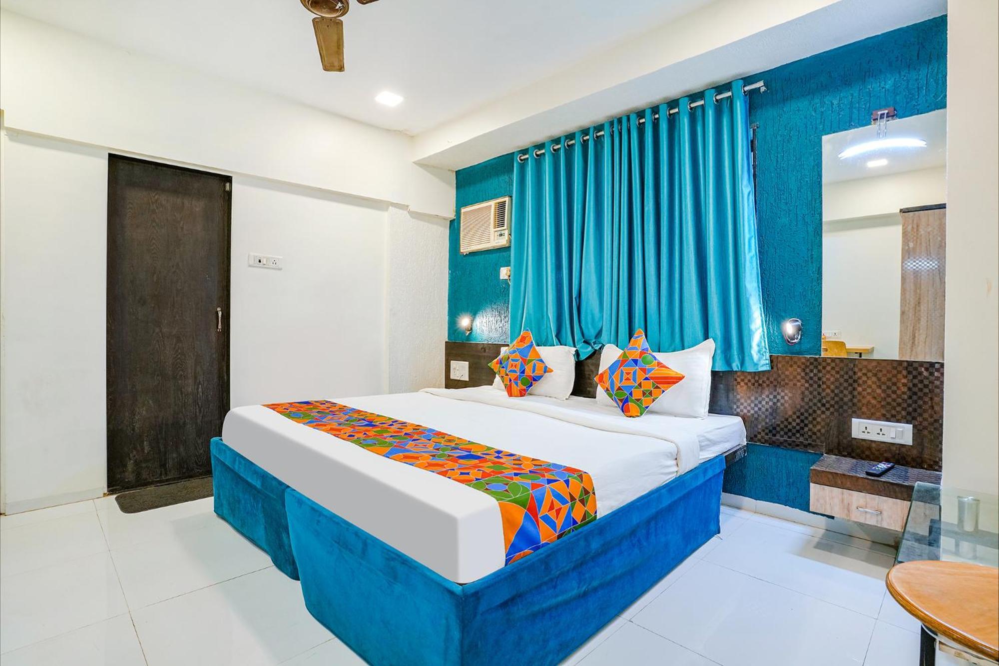 Hotel Bindra Elite Мумбаи Экстерьер фото